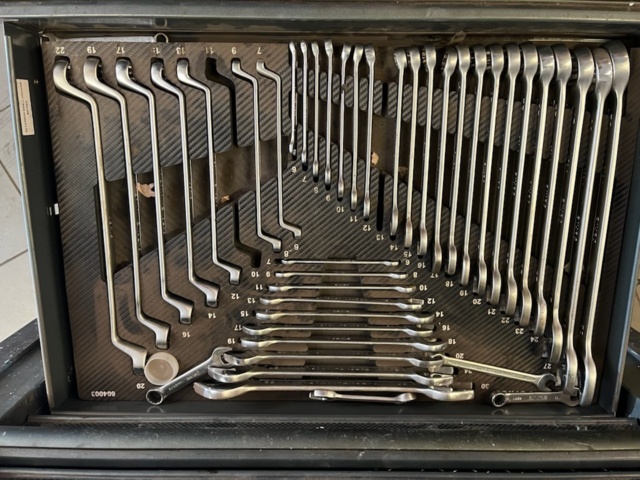 1043182-5 Tool cart Sonic with tools