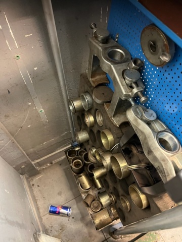 1043189-6 Wallmek Wheel Bearing Tool