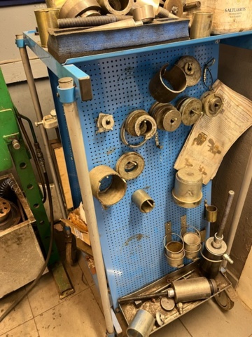 1043189-9 Wallmek Wheel Bearing Tool