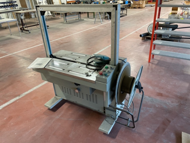 1042542-2 Band machine TP-101 -1996