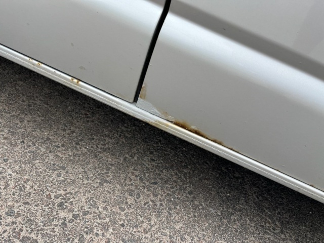 1043250-15 Volkswagen Transporter 2.0 TDI 102hp, 2012