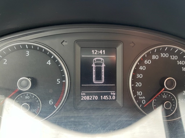 1043250-24 Volkswagen Transporter 2.0 TDI 102hp, 2012