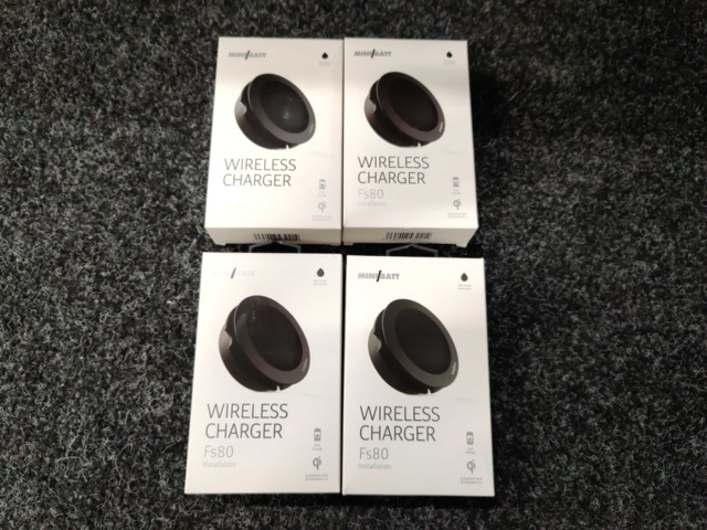 1045078-1 4 wireless chargers Minibatt Wireless Charger FS80