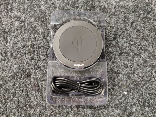 1045078-9 4 wireless chargers Minibatt Wireless Charger FS80