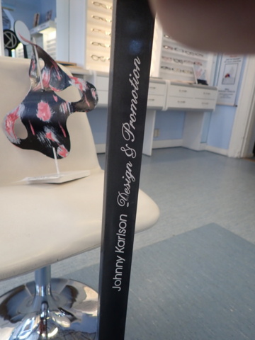 1045452-2 Cheeky design table