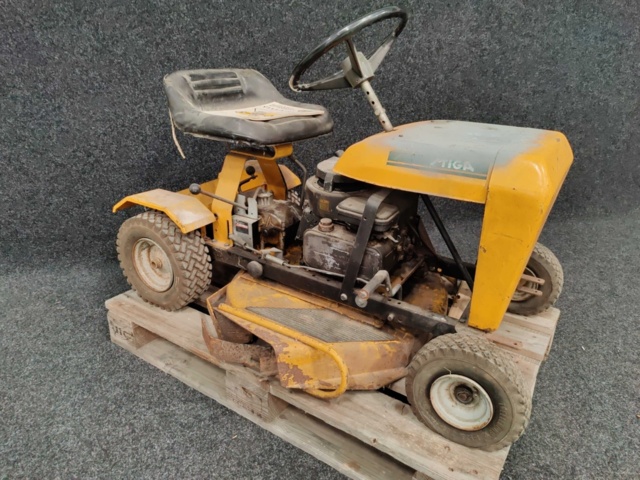 1045402-2 Riding mower Stiga Villa 24"