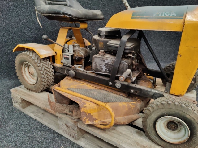 1045402-5 Riding mower Stiga Villa 24"