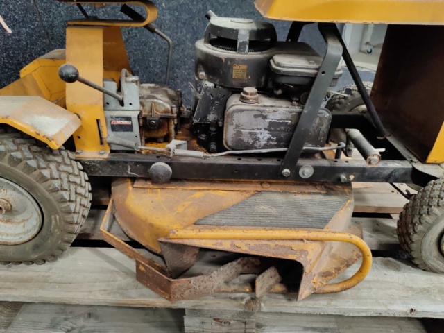 1045402-6 Riding mower Stiga Villa 24"