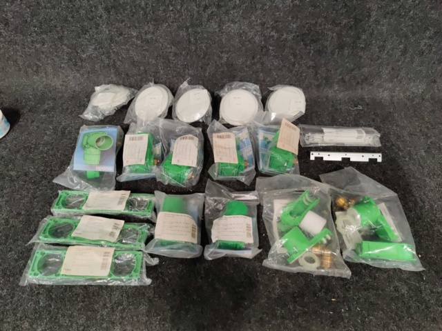 1045408-1 Wall boxes Uponor