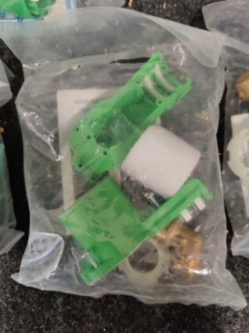 1045408-14 Wall boxes Uponor