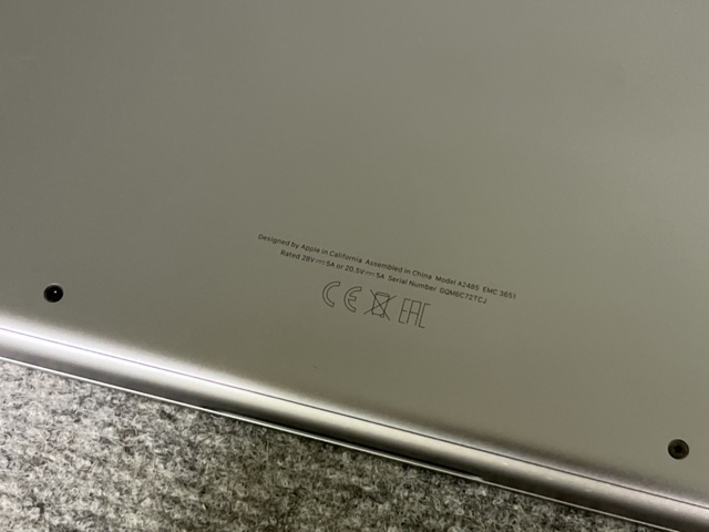 963387-11 MacBook Pro M1 16", 32GB / 1TB