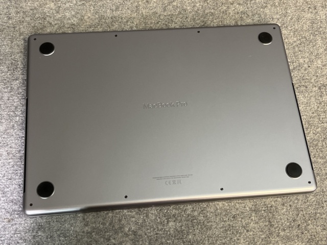 963392-9 MacBook Pro M1 16", 32GB / 1TB