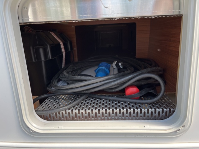 1013114-50 ADRIA Alpina 663 UK Nursery - 2013