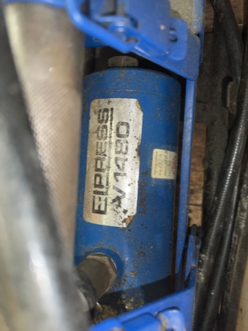 1023668-3 Jacks 2 pcs, Elpress V1480