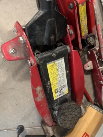 1023668-8 Jacks 2 pcs, Elpress V1480