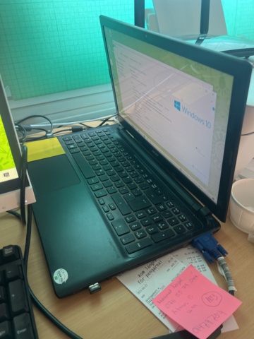 1023683-6 Laptop, monitor, printer