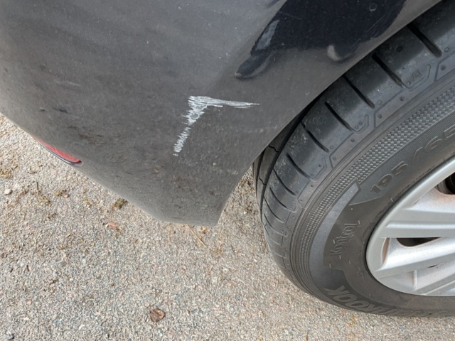 1001987-25 Volkswagen Golf 5-door 1.6 Multifuel - 2011