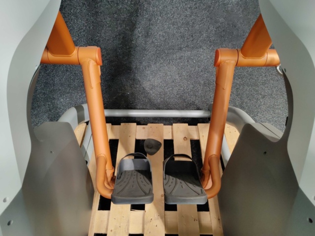 1047230-9 Running machine Octane Fitness Zero Runner