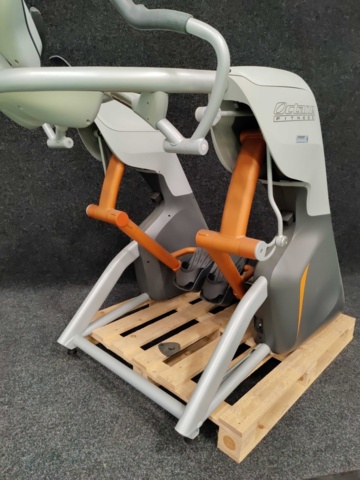 1047230-12 Running machine Octane Fitness Zero Runner