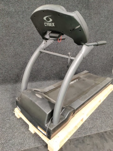 1047233-3 Treadmill Cybex 530T Pro+