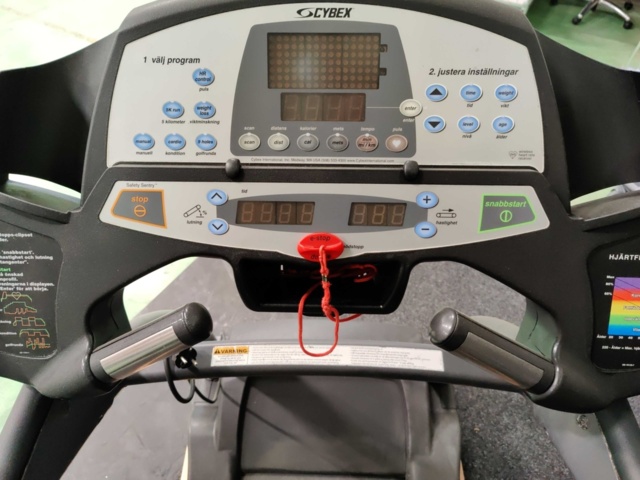 1047233-9 Treadmill Cybex 530T Pro+