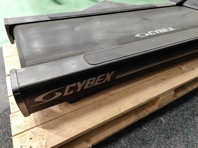 1047233-15 Treadmill Cybex 530T Pro+