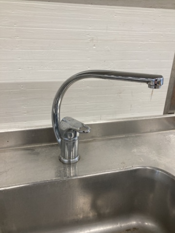 1045656-7 Stainless kitchen bench with sink