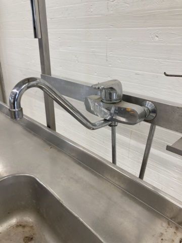 1045662-6 Stainless kitchen bench with sink