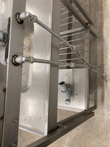 1045662-9 Stainless kitchen bench with sink