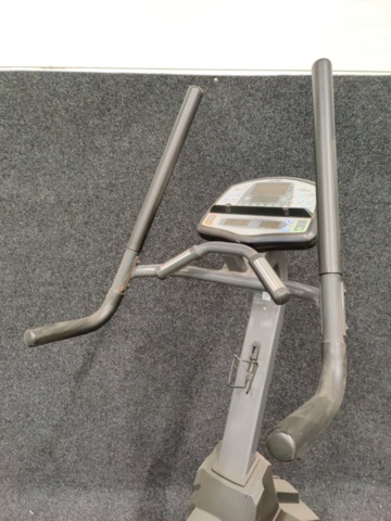 1047240-3 Cybex 530S stair machine