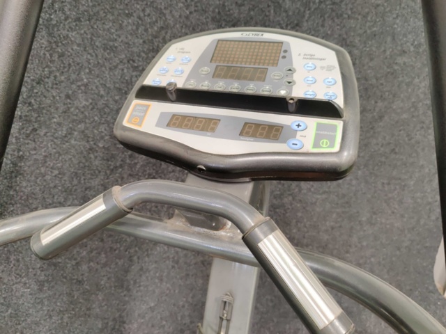 1047240-4 Cybex 530S stair machine