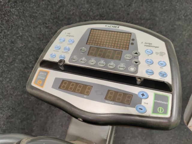 1047240-5 Cybex 530S stair machine