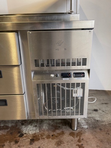 898075-6 Cold storage bench with cooling trough, upper shelf, 3 drawers and 2 cupboards