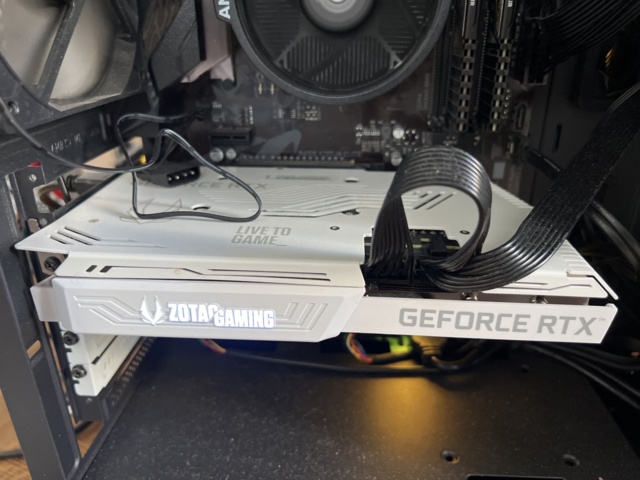 1023691-4 Stationär dator med tangentbord och mus