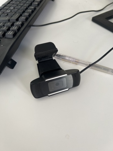 1023691-9 Stationär dator med tangentbord och mus