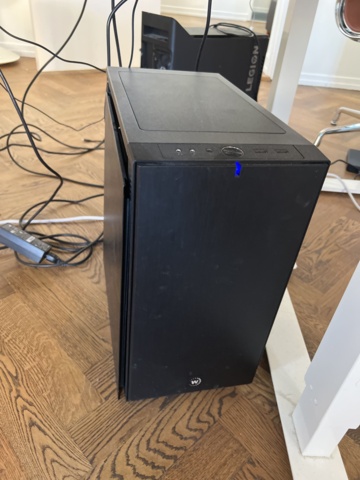 1023697-5 Stationär dator med skärm, mus och tangentbord