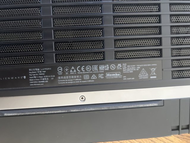 1023709-6 Laptop Alienware P69F001