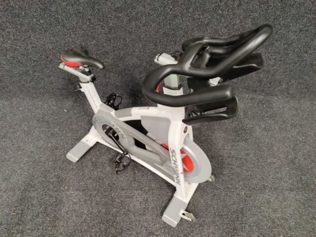 1047243-2 Motionscykel Schwinn AC Performance Plus