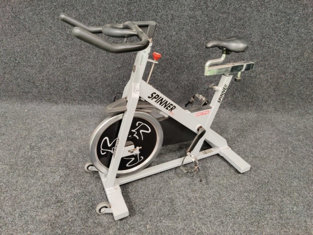 1047244-9 Exercise bike Star Trac Spinner Pro