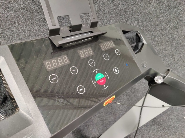1047245-12 Treadmill Kettler Run 11