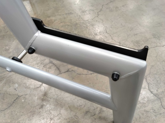 1047261-6 Squatrack Gym80