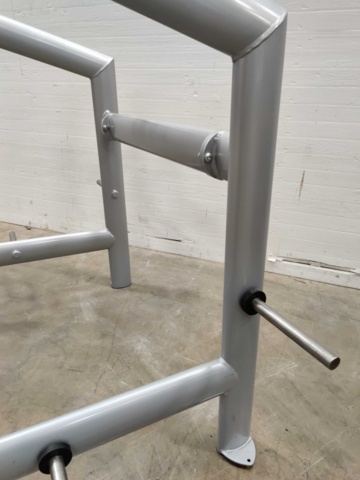 1047261-8 Squatrack Gym80