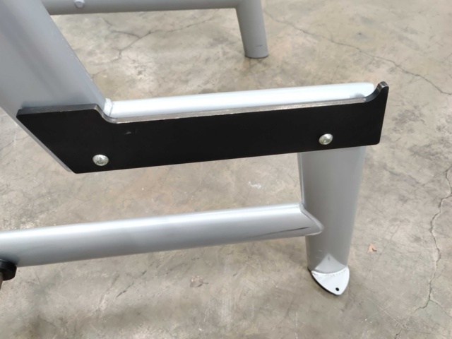 1047261-9 Squatrack Gym80