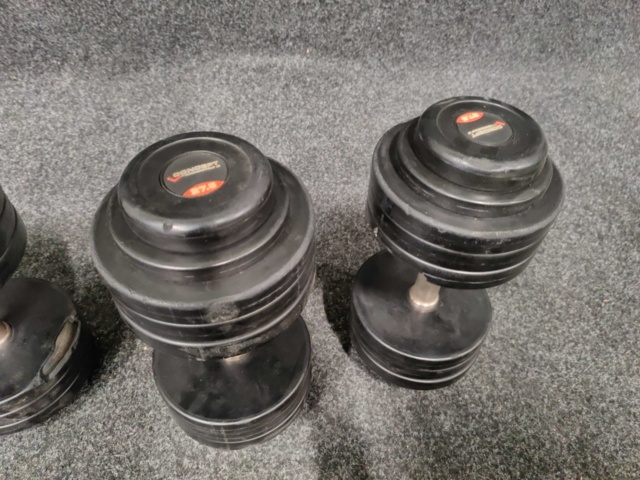 1047268-9 6 dumbbells Concept