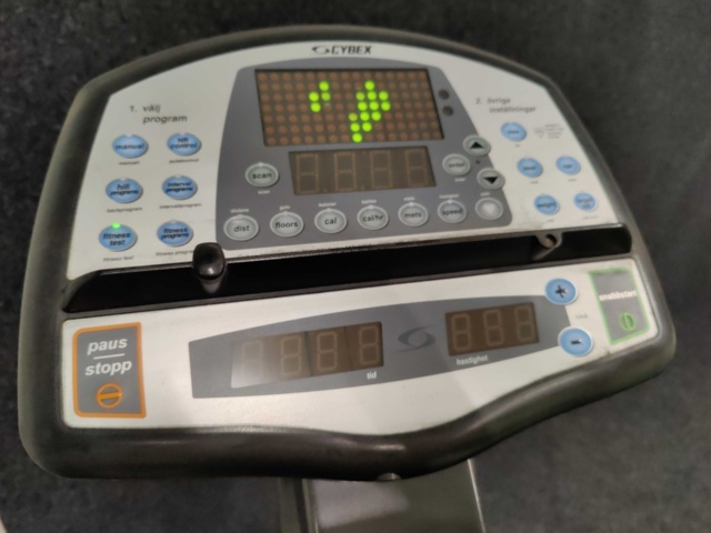 1047240-13 Cybex 530S stair machine