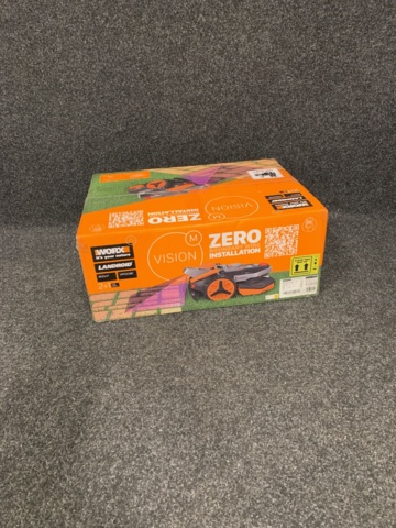 1045277-3 Robot lawnmower WORX Landroid Vision M800