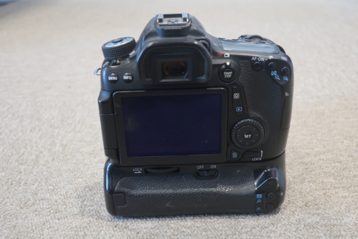 1030187-6 System camera Canon EOS 70D