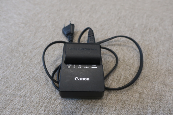 1030187-16 System camera Canon EOS 70D