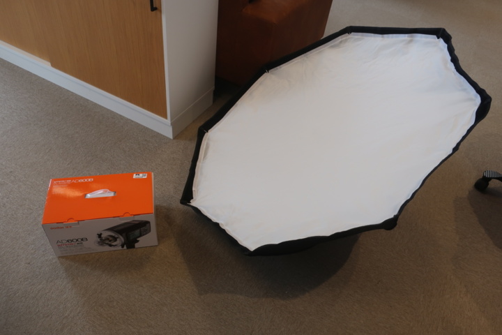 1030200-19 Studio flash Godox AD600B and softbox