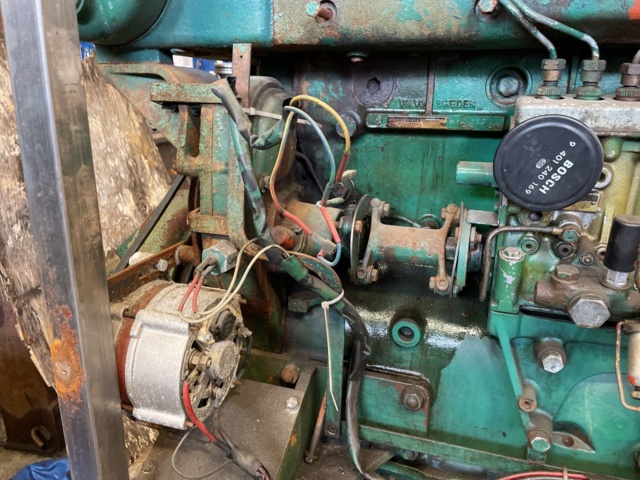 1042614-11 Volvo Penta TMD100A Boat Engine